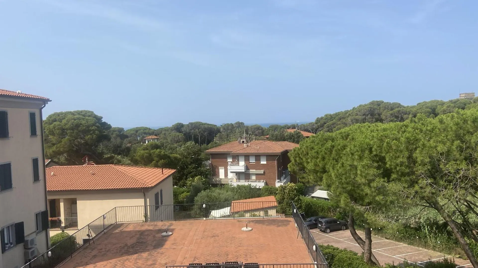 Quercianella Deluxe Apartment Livorno