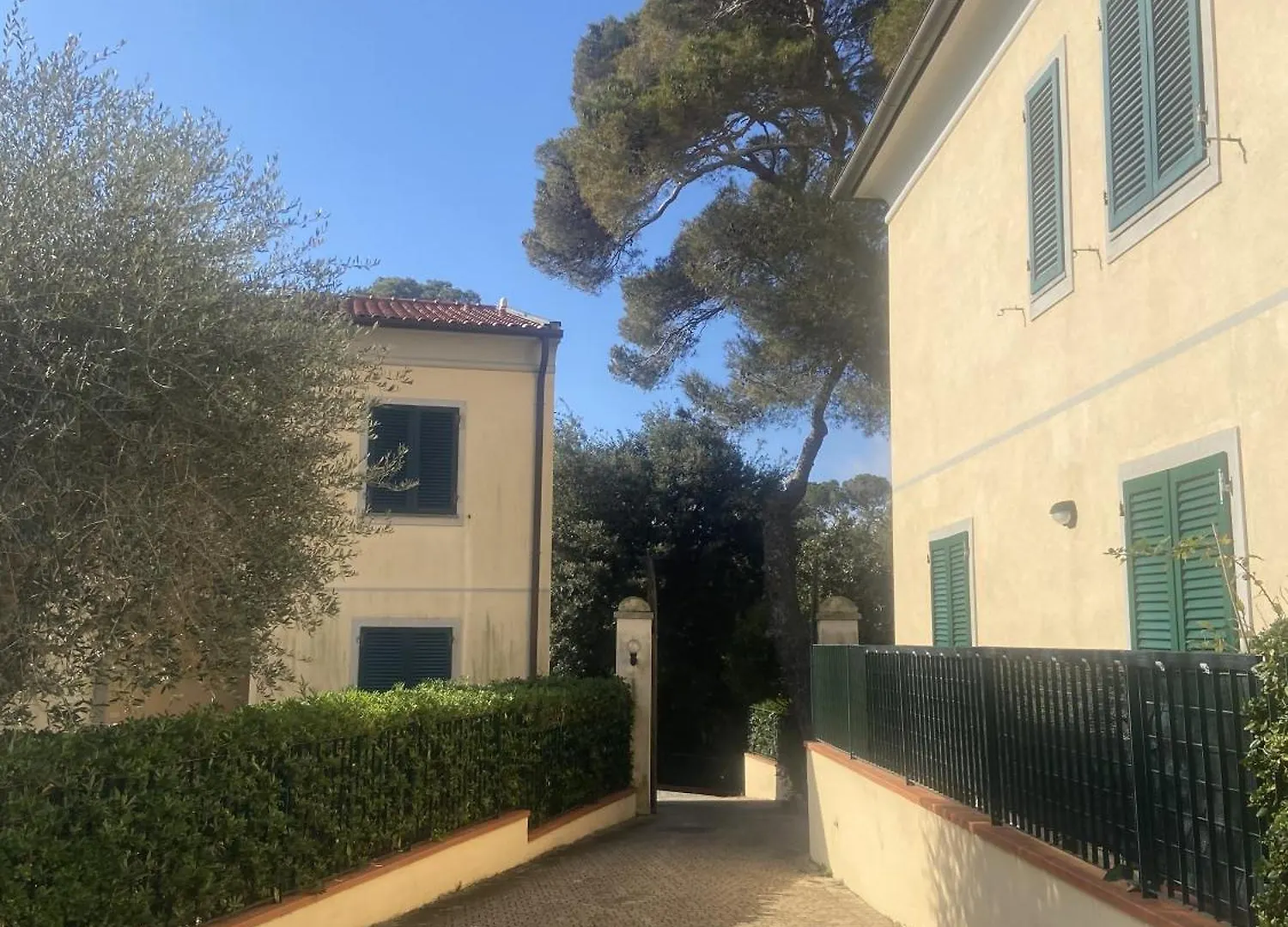Quercianella Deluxe Apartment Livorno